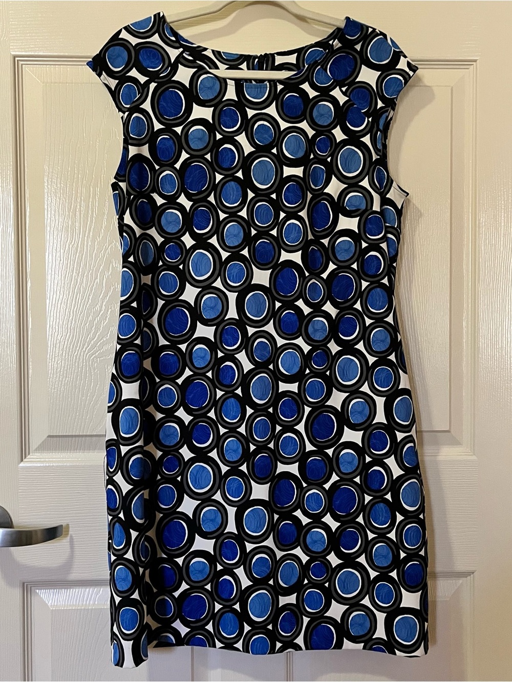 AB Studio Chic Vibrant Sleeveless Blue Dot Print Shift Dress Size 14 NWOT